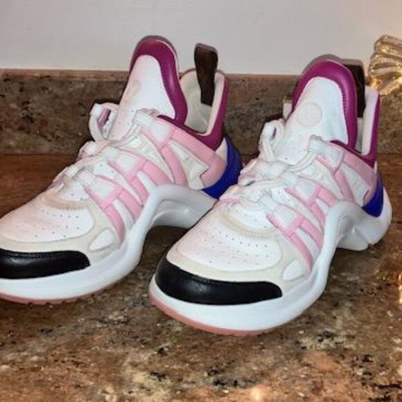 Louis Vuitton LV Archlight sneakers EUC  Calfskin Multi/colored   EU 39 US 9 - Picture 5 of 13